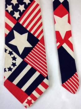 Vintage 1970s Wide Swing Tie! Red, White & Blue w/ American Flag Pattern! As Is!
