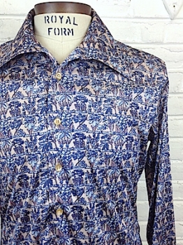 (M/L) Mens Vintage 70s Disco shirt. Taupe, Blue & White Funky Floral