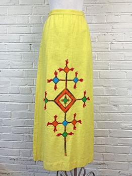 (XS) Women's 60s/70s Maxi skirt. Bright Yellow w/ Native American Motif.